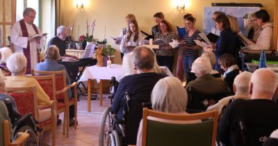 Gottesdienst mit Chor  – Bild 2